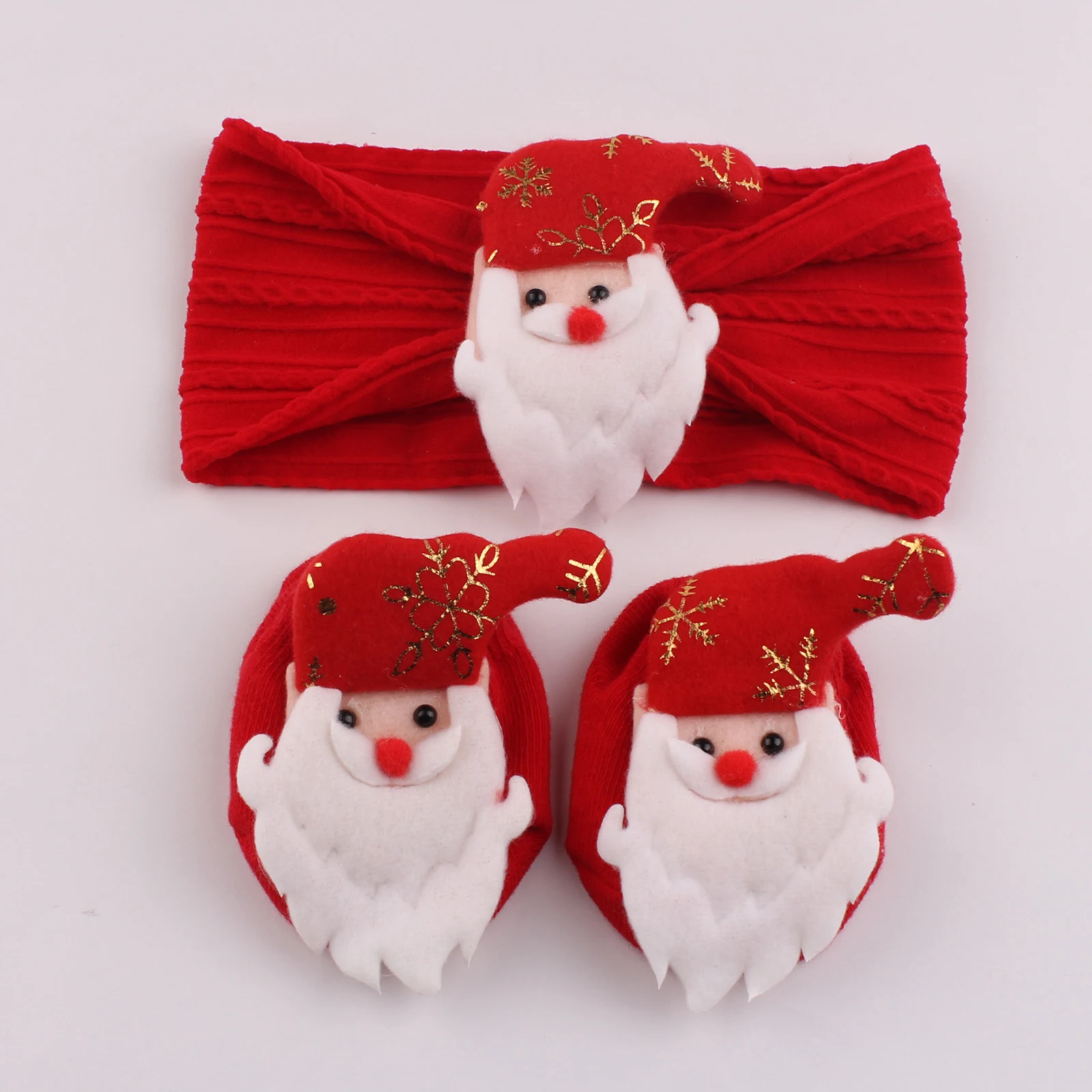 Conjunto regalo navideño para bebé con calcetines, guantes y diadema - imagen 5
