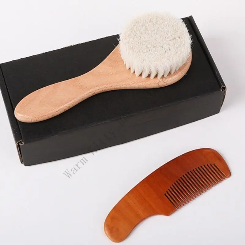 Cepillo y peine de madera para bebé con cerdas suaves - imagen 2