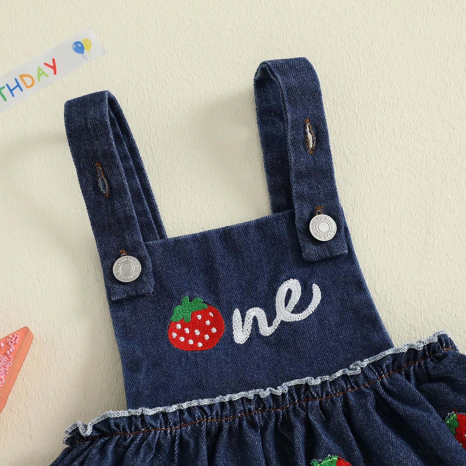 Mono de cumpleaños de mezclilla para niña de 0 a 18 meses, peleles escalonados con bordado de fresa sin mangas - imagen 4