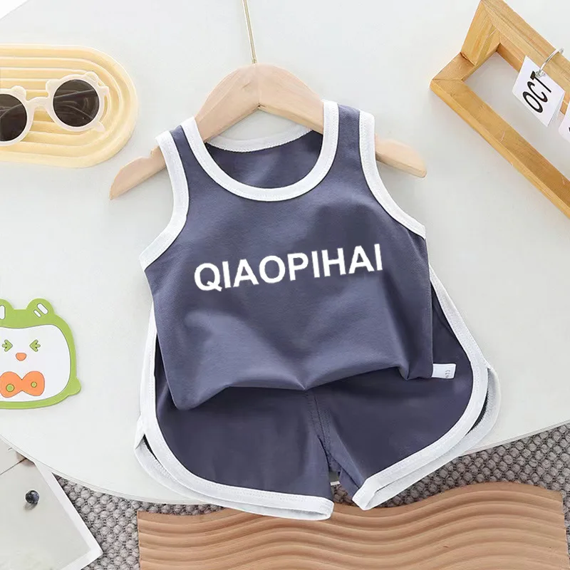 Conjunto verano de dos piezas para niños: chaleco sin mangas