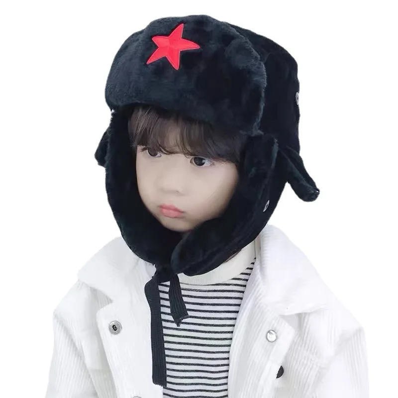 Gorro de invierno Lei Feng: gorro unisex con orejeras parcheadas con estrellas – Gorro de nieve grueso con forro polar para esquiar en el noreste, resistente al viento y cálido - imagen 4