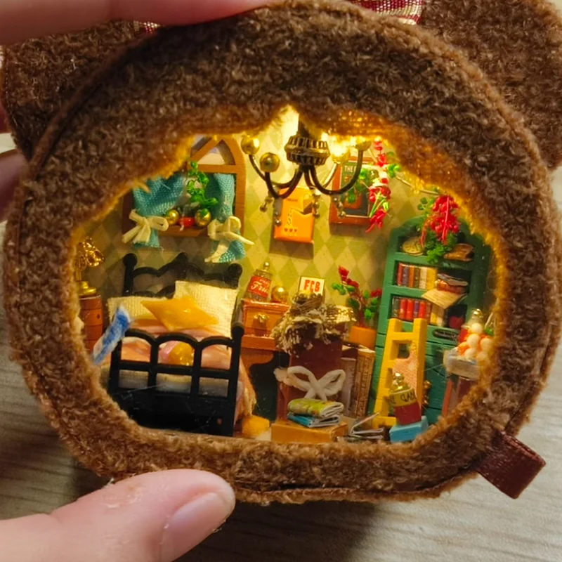 Mini casas de muñecas de dibujos animados, juguetes en miniatura DIY, conejo Kawaii, oso, hogar con adornos ligeros, decoración, regalos de Navidad para niños - imagen 5