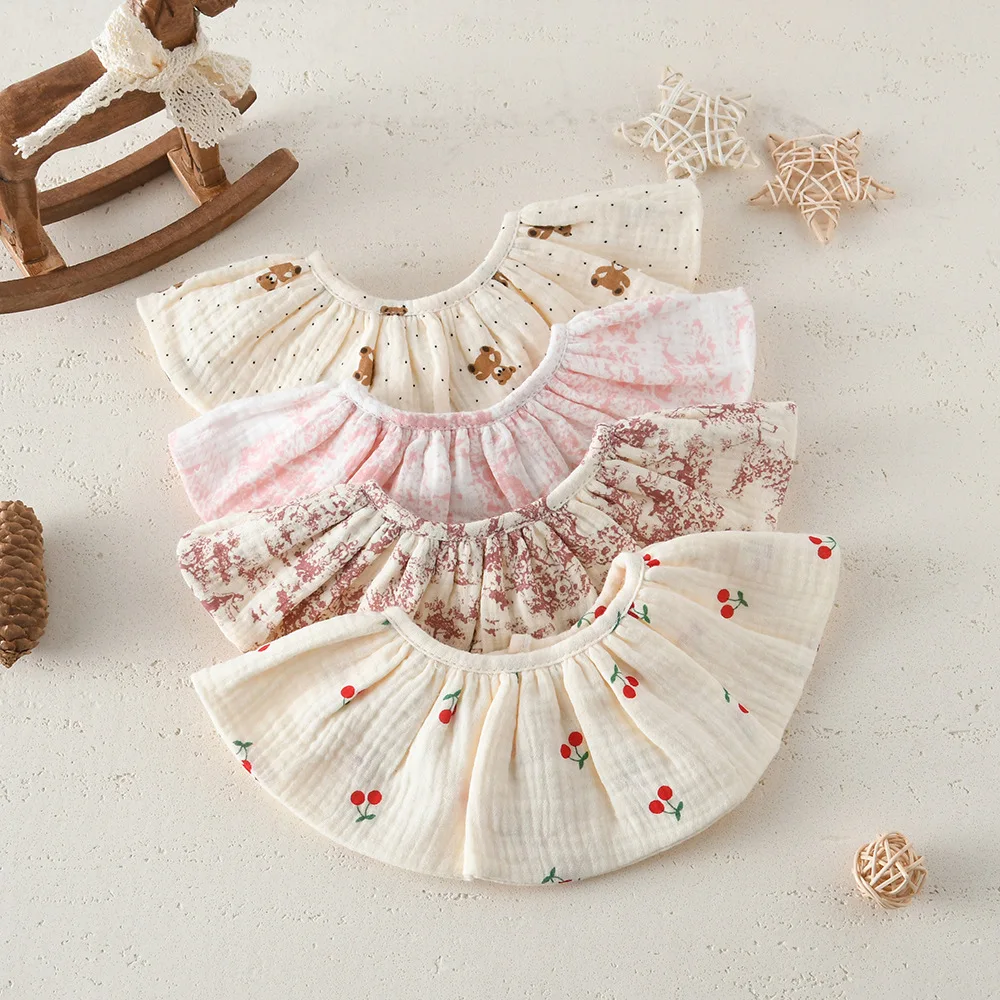 Nuevo Babero Simple para alimentación de bebé, bonito babero para bebés, toalla de Saliva de gasa de algodón giratoria redonda para niño y niña, Baberos suaves para eructar para niños