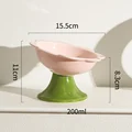 Oblique mouth pink