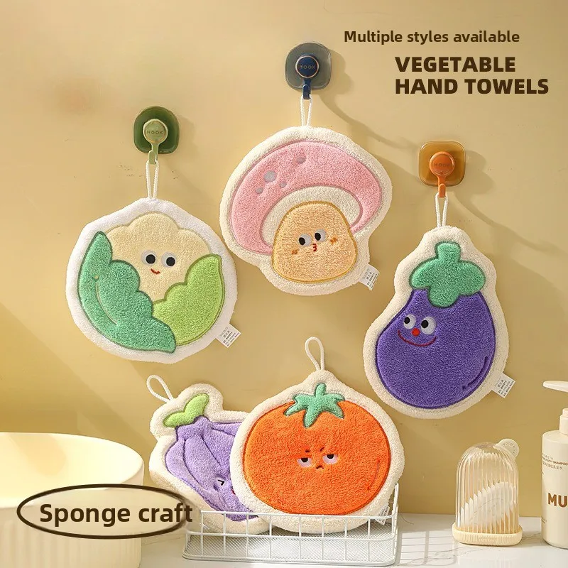 Toalla infantil colgante de verduras de dibujos animados: forro polar de coral grueso GSM alto, ultra suave, súper absorbente, ideal para el baño del bebé.