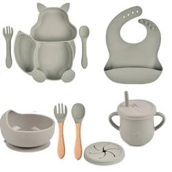 Vajilla de silicona para bebé con plato antideslizante y babero