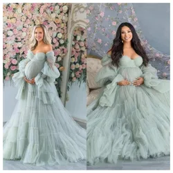 Vestido premamá largo con volantes para sesión de fotos