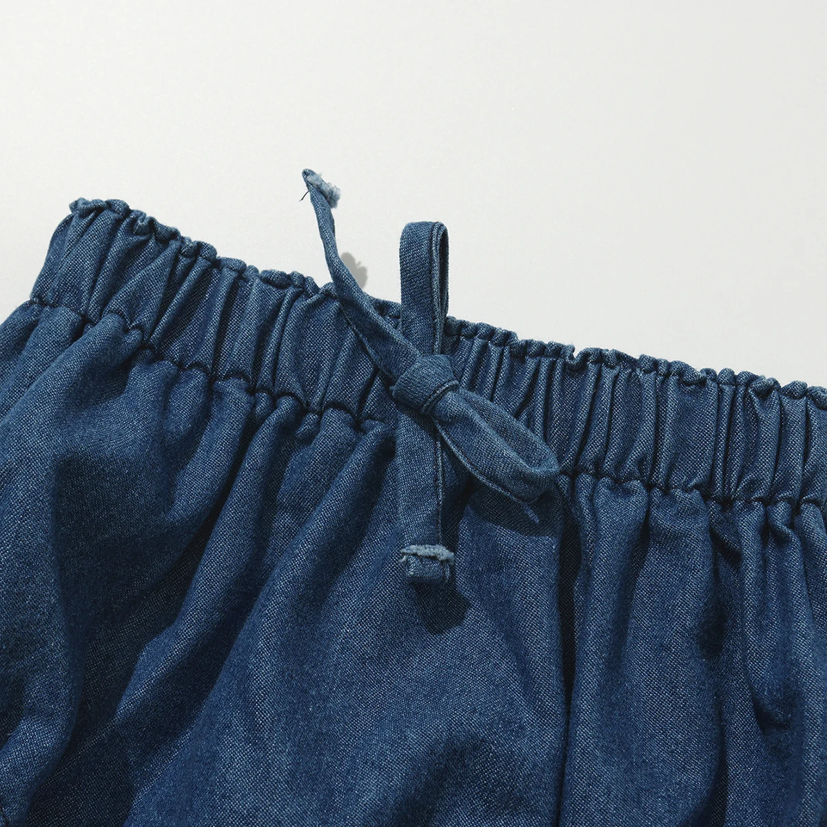 Pantalones cortos vaqueros de algodón suave para bebé - imagen 4