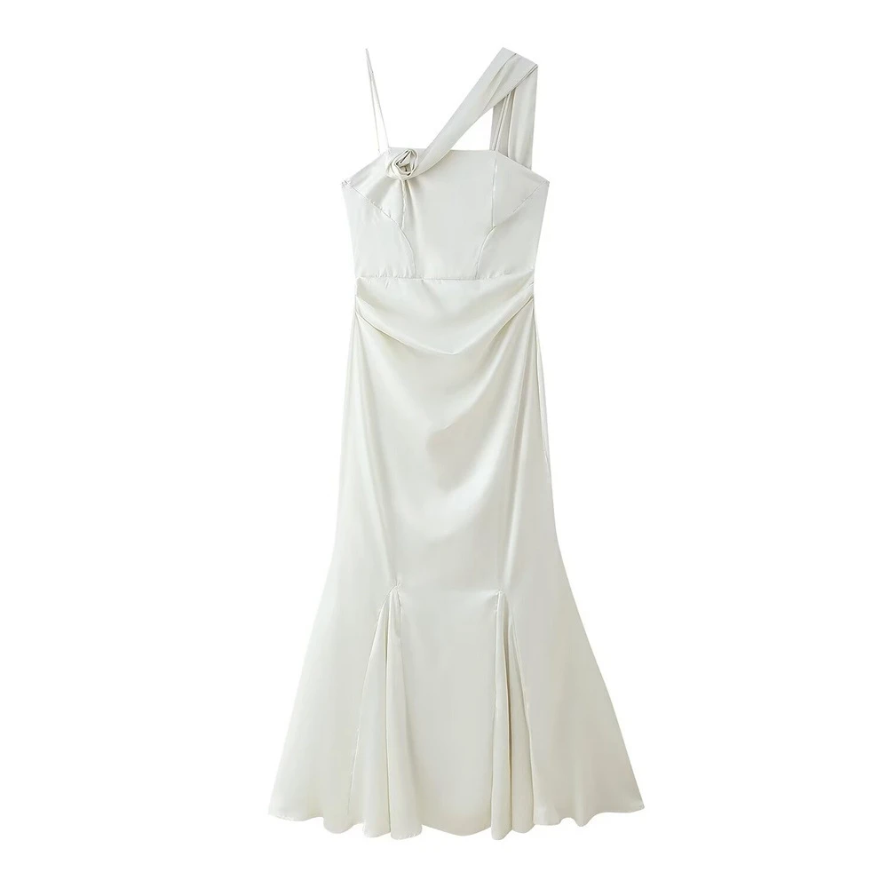 Vestido satén con un solo hombro para sesión de maternidad blanco - imagen 3