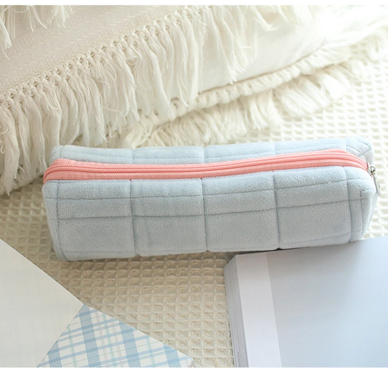 Bolsa de lápices de celosía de felpa, estuche de lápices Simple portátil con cremallera, caja de almacenamiento de papelería de gran capacidad, suministros escolares - imagen 2