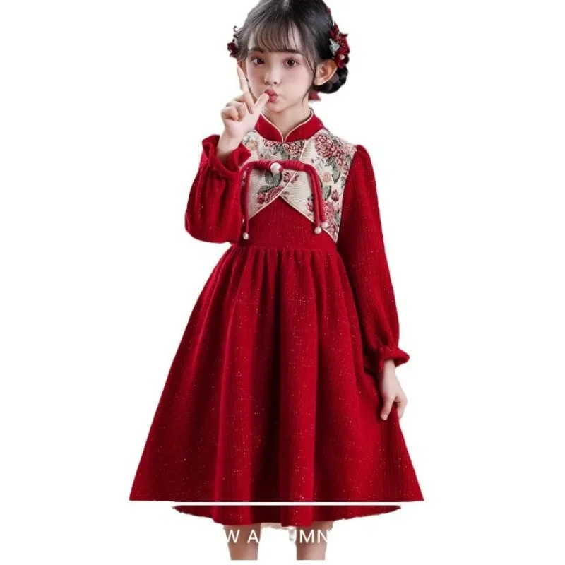 2025 Nuevo vestido Cheongsam para niñas: forro polar de manga larga, traje rojo de Año Nuevo de estilo chino para niños, ropa festiva para fiestas. - imagen 5