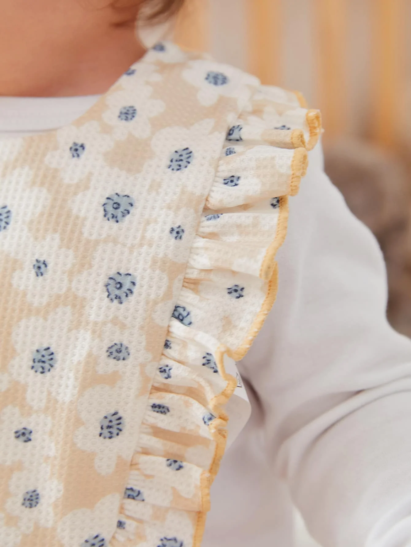Conjunto diadema y babero bandana para bebé niña con lazo rosa - imagen 2