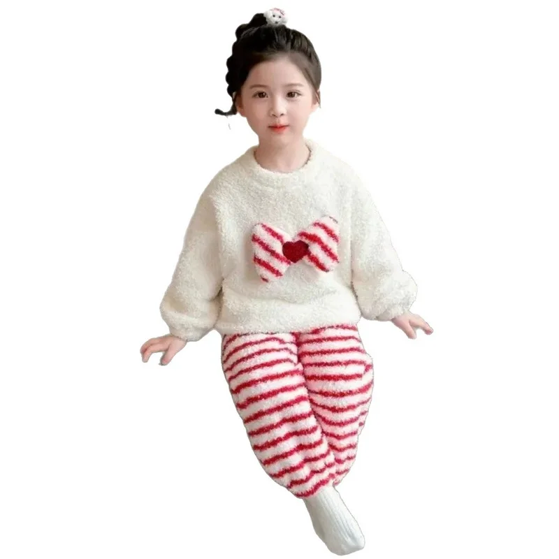 Pijama de invierno a rayas para niña con pajarita de lana - imagen 3
