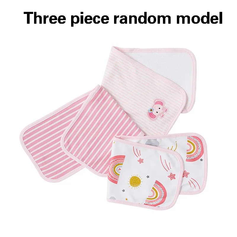 Almohadilla para eructar para bebé, protección para los hombros, babero súper suave para bebé, toallitas para saliva de algodón puro, juego aleatorio de tres fo