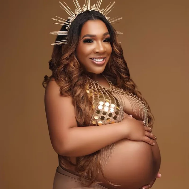 Vestido boudoir para embarazada – Sesión fotográfica maternidad - imagen 4