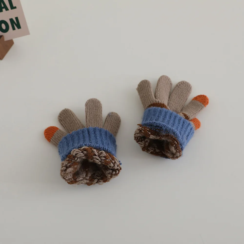 Guantes Retro de Jacquard para niños de 2 a 6 años, manoplas con dedos completos peludas de felpa para bebé, guantes de escritura suaves para mantener el calor, novedad de invierno - imagen 4