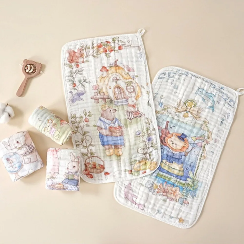 Toalla infantil de algodón con estampado de cuentos