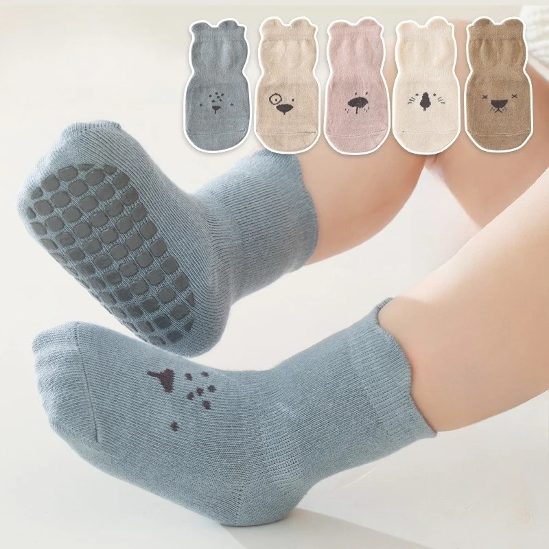 Calcetines de algodón con dibujos animados para bebé, medias antideslizantes para interiores, accesorios para niños de 1 a 5 años, primavera y otoño