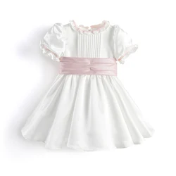 Vestido de cerimonia con encaje para niña