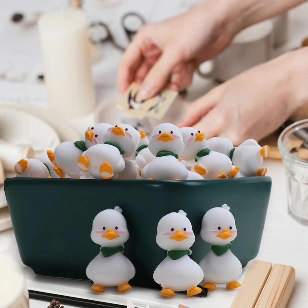 Cuentas de silicona 4 Uds. Cuentas focales de pato blanco 3D para bolígrafos, llavero, suministros de colgantes para teléfono, pulseras con cuentas, dijes para bolso - imagen 2
