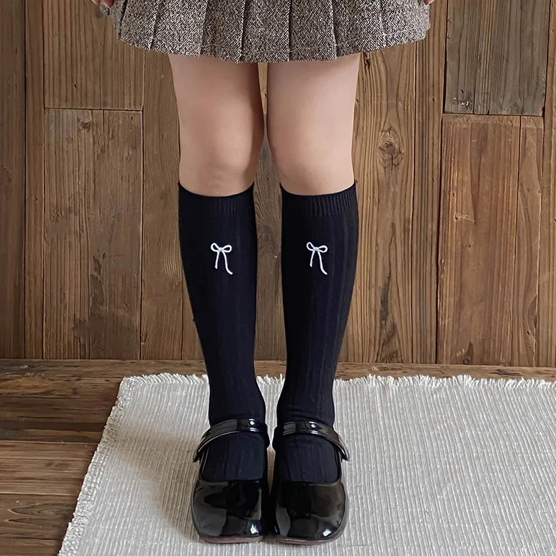 Calcetines largos para niñas, medias con lazo bordado para primavera y otoño, calcetines coreanos de algodón de tubo largo de punto liso para niñas de Lolita - imagen 5