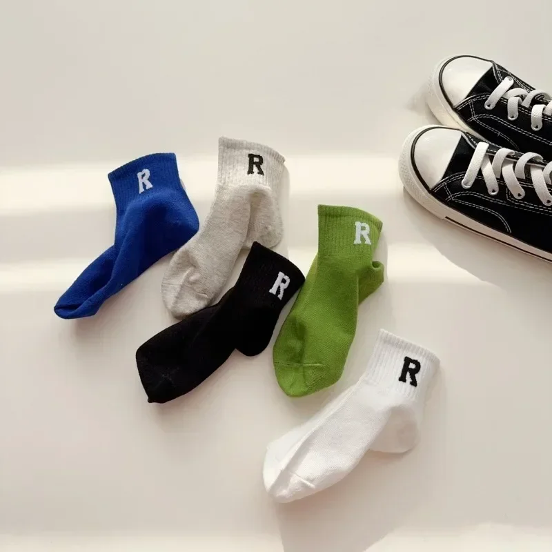 Caliente 5 par/set deporte moda pantorrilla calcetín para niños niño simplicidad letra R rayas calcetín escolar para niños primavera otoño 4-15 años así - imagen 4