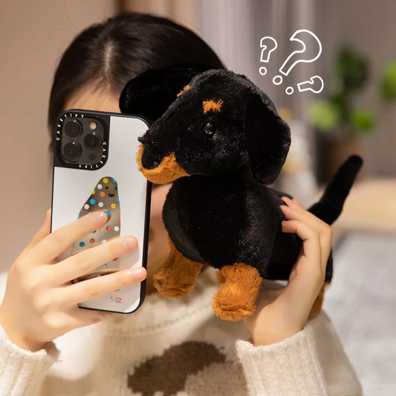 Cojín perro salchicha de felpa negro – Almohada decorativa infantil - imagen 4