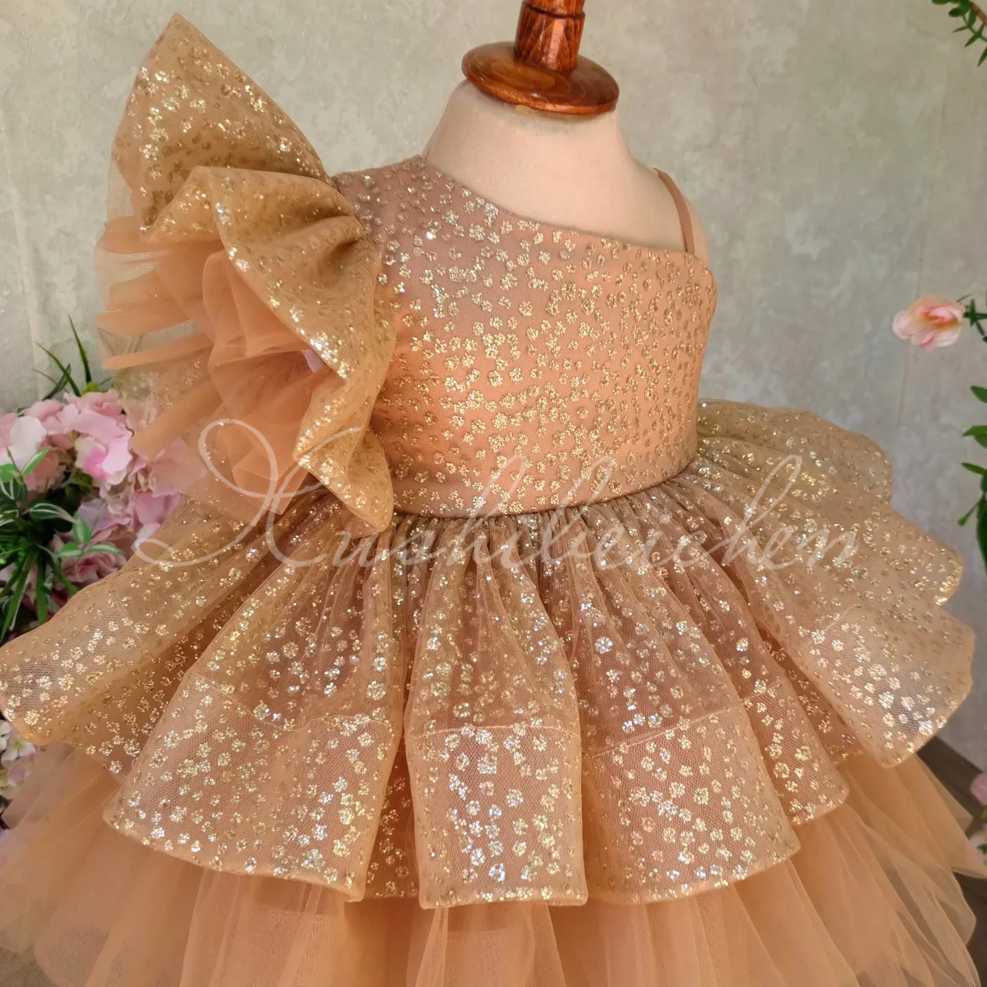 Vestido de flores para niñas, boda, cumpleaños, champán, dorado, lentejuelas, vestido de actuación de Navidad con tutú de tul con un solo hombro y lazo - imagen 2
