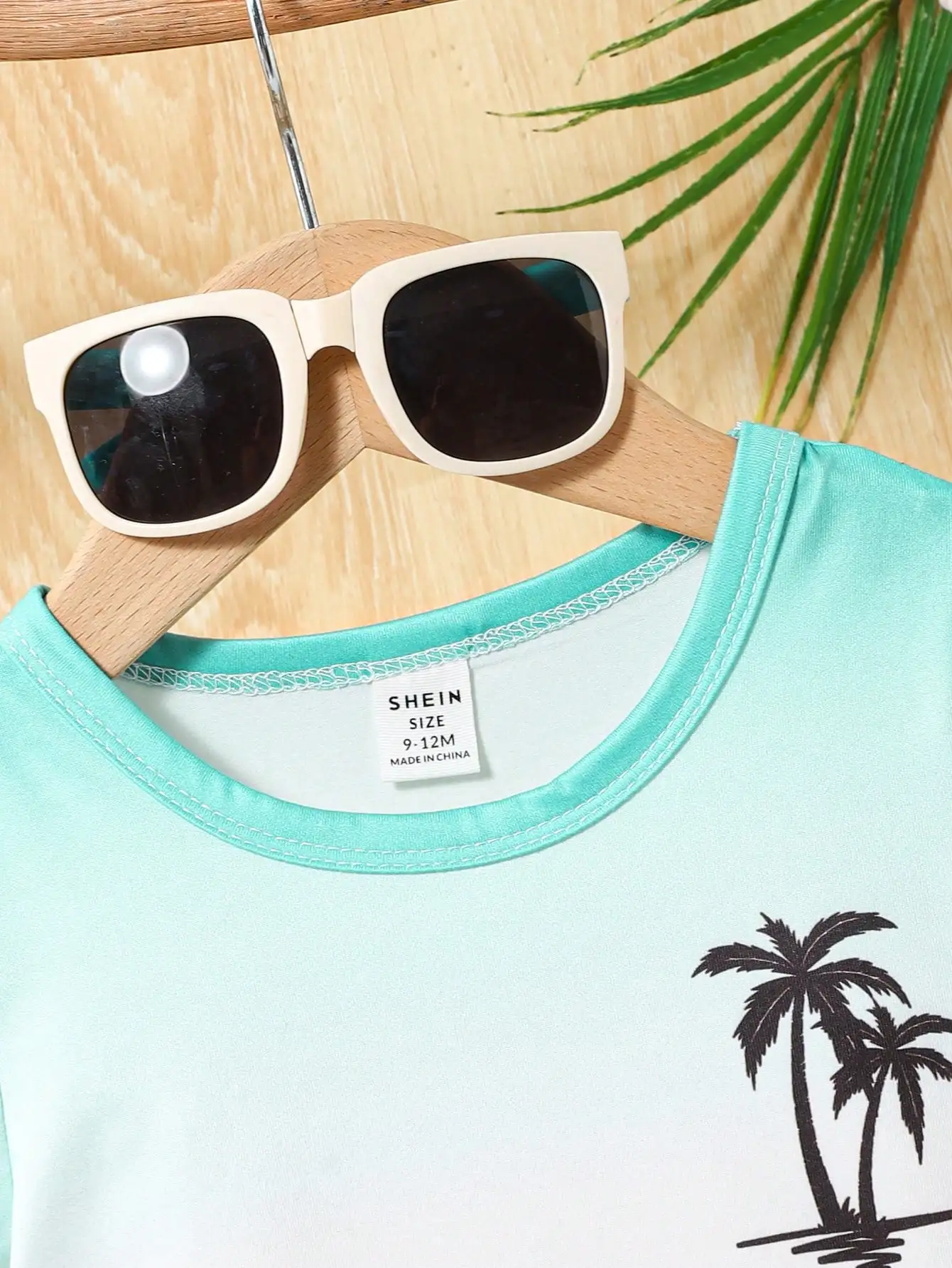 Camiseta manga corta bebé degradé tropical de verano - imagen 3