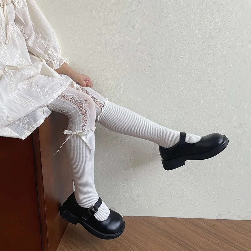Medias de encaje con lazo para niñas – Estilo romántico suave