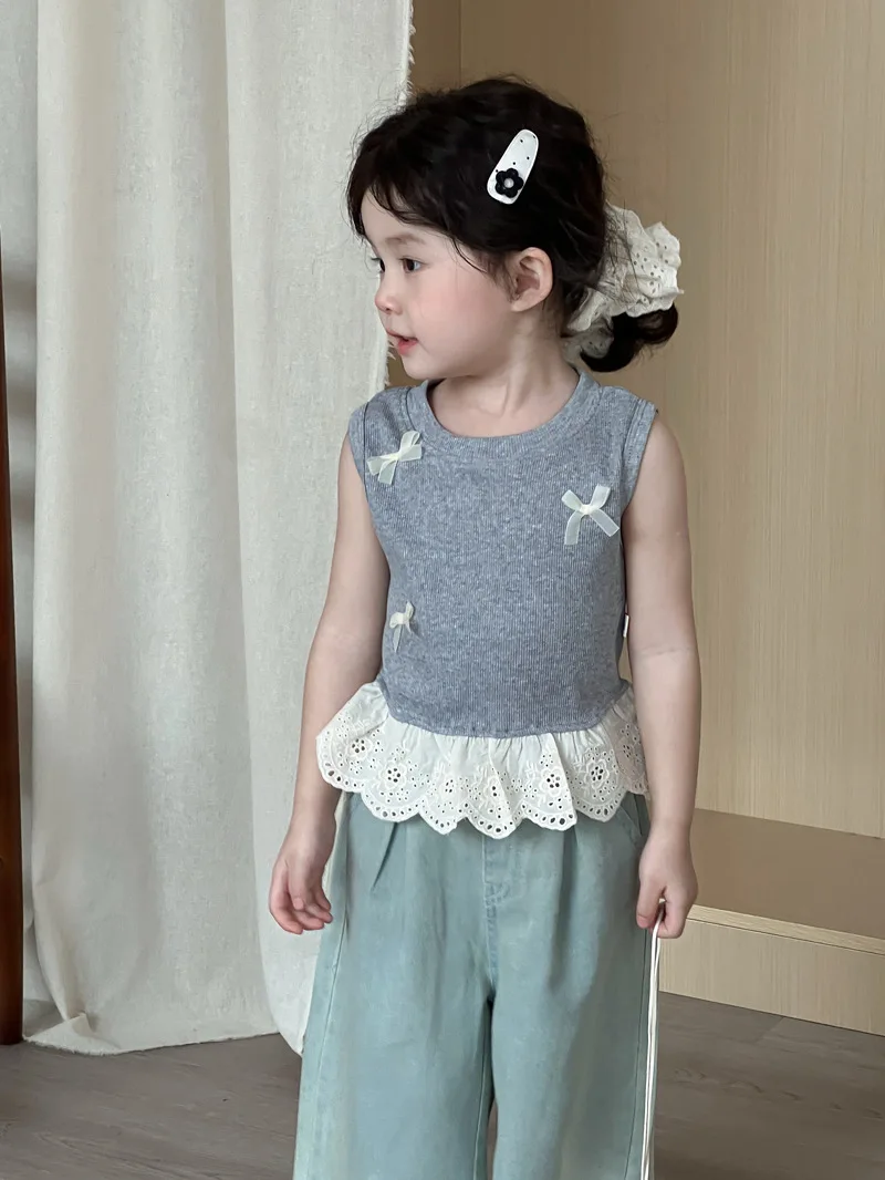 Camiseta sin mangas niña verano con lazo decorativo - imagen 3