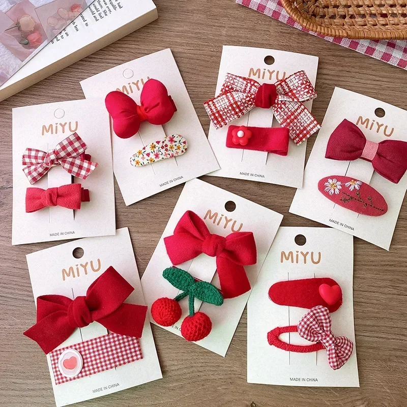 2/4 Uds. Horquillas rojas para el cabello para niñas, Clips de flequillo con lazo de tela, accesorios navideños para el cabello de bebé, Clip de pelo coreano dulce tejido, regalos para niños - imagen 3