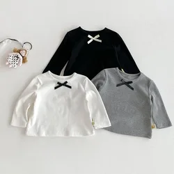 Camisa de fondo para niños pequeños de 0 a 3T, camisetas interiores con bonito lazo para bebés, versión coreana fina, ropa holgada para niños, Tops de manga larga para niñas