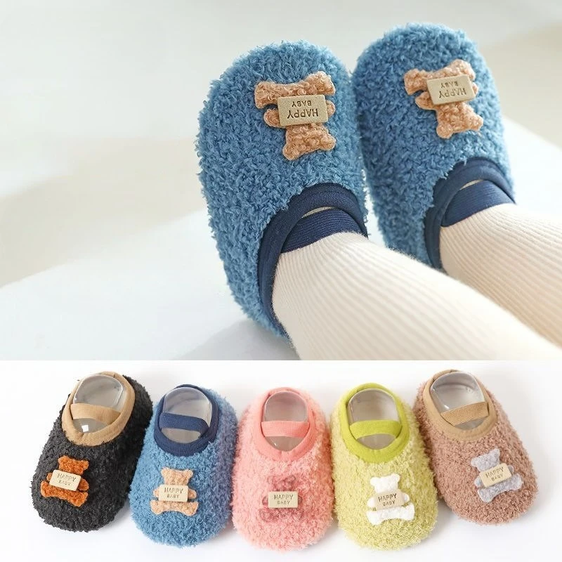 Calcetines antideslizantes de suelo para bebé con oso - imagen 4