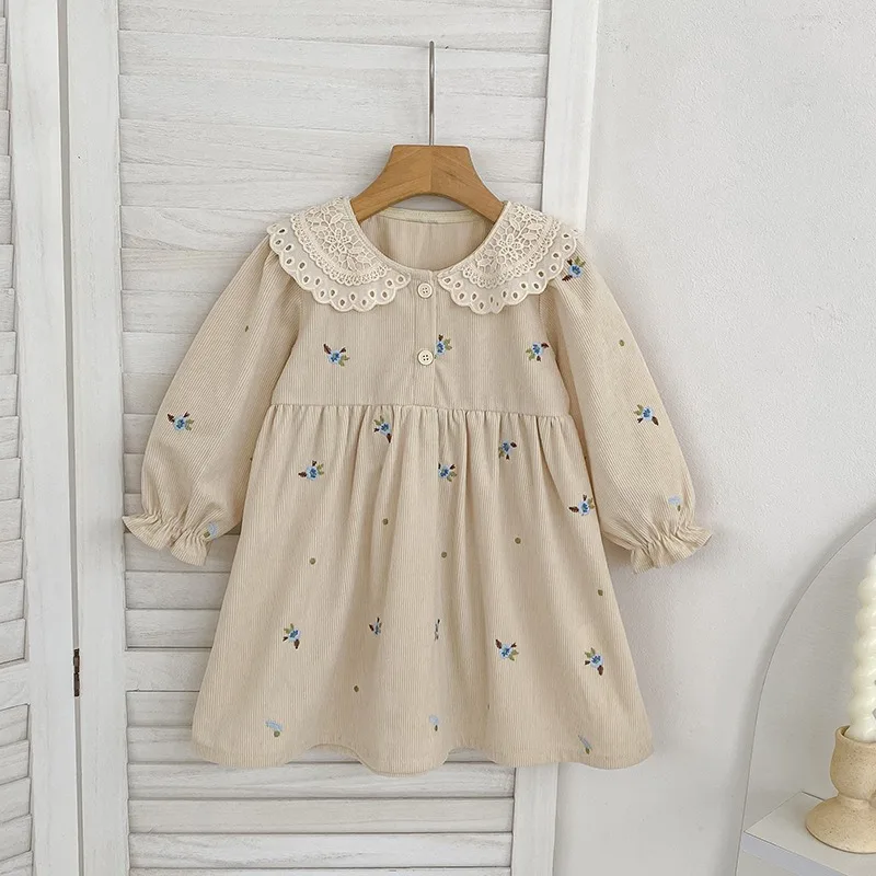 Mameluco de princesa de primavera y otoño para niñas de estilo coreano: bordado de encaje de manga larga, vestido mono lindo y suave para la piel para niños pequeños.