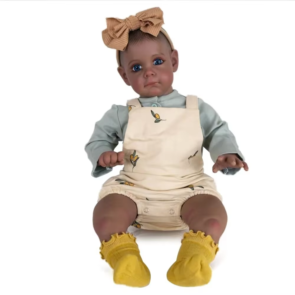 Muñeca reborn Maggie Genesis de piel oscura realista - imagen 4