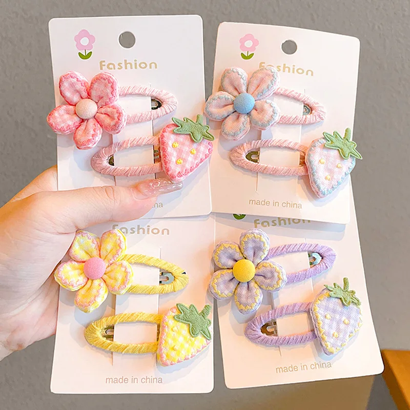 2 unids/set de pinzas para el pelo de bebé con flor de fresa, Clips a presión de dibujos animados bonitos para niñas, pasadores infantiles de agarre suave para pinzas BB para cabello fino - imagen 2