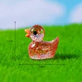 Red Shinny Duck