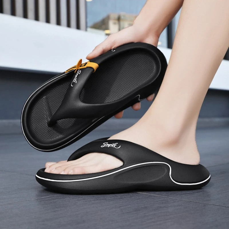 2025 nuevas chanclas de interior y exterior para hombre, zapatos de plataforma de verano, zapatillas de playa suaves de EVA para parejas, sandalias de ocio para mujer - imagen 2