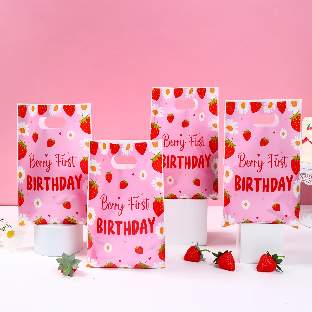 Bolsas de embalaje de regalo con tema de fresa y fruta dulce, bolsa para pastel de caramelo, decoración para fiesta de cumpleaños, Baby Shower, 10/25/50 Uds. - imagen 5