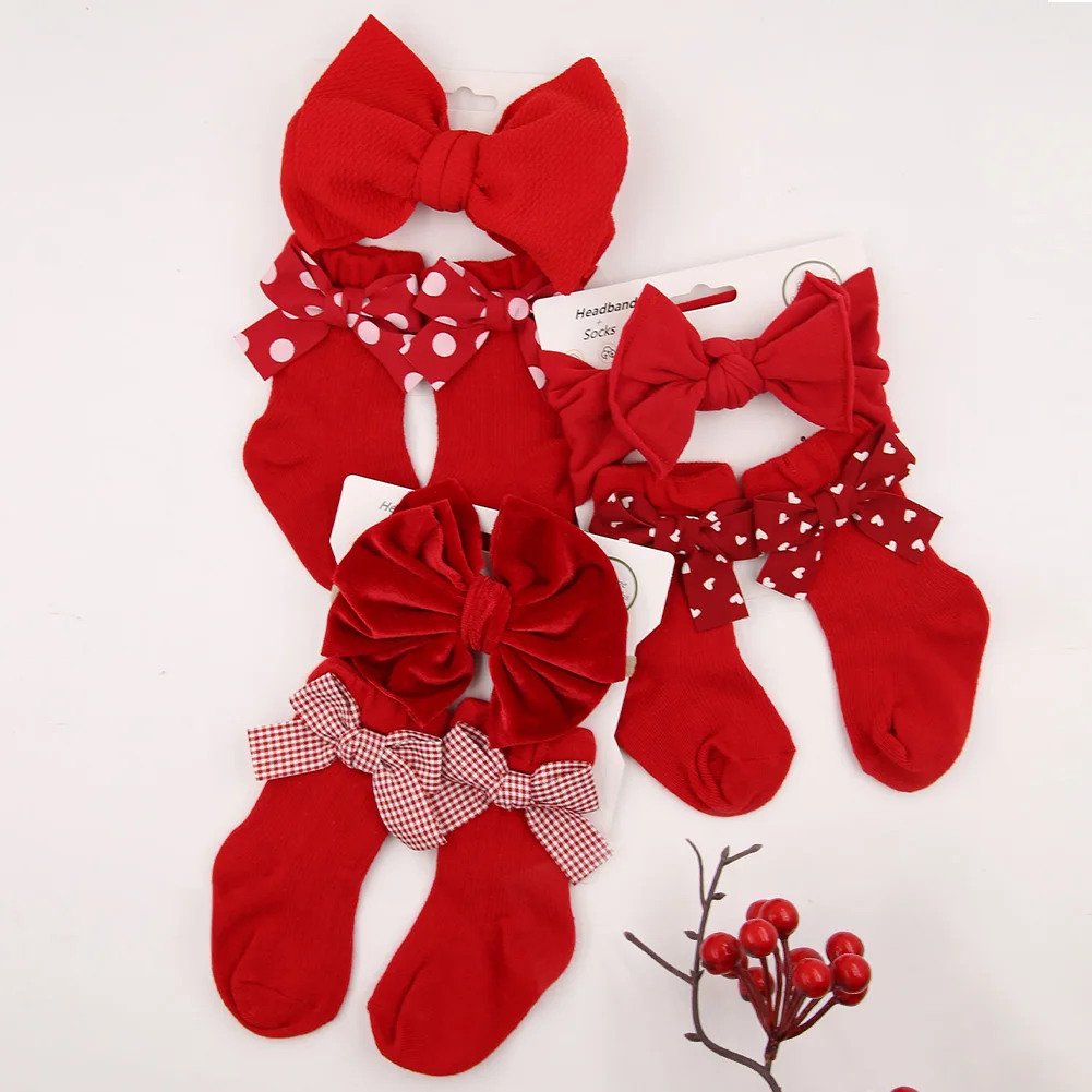 3 unids/set Navidad lazo rojo diademas para bebé calcetines largos hasta la rodilla punto a cuadros corazón estampado arco 0-12M calcetín terciopelo bala Nylon regalo de Año Nuevo - imagen 3