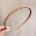 khaki chain