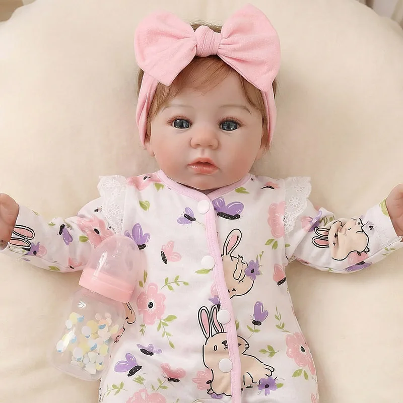 Muñeca reborn Abigail realista con pelo injertado a mano y piel 3D - imagen 5