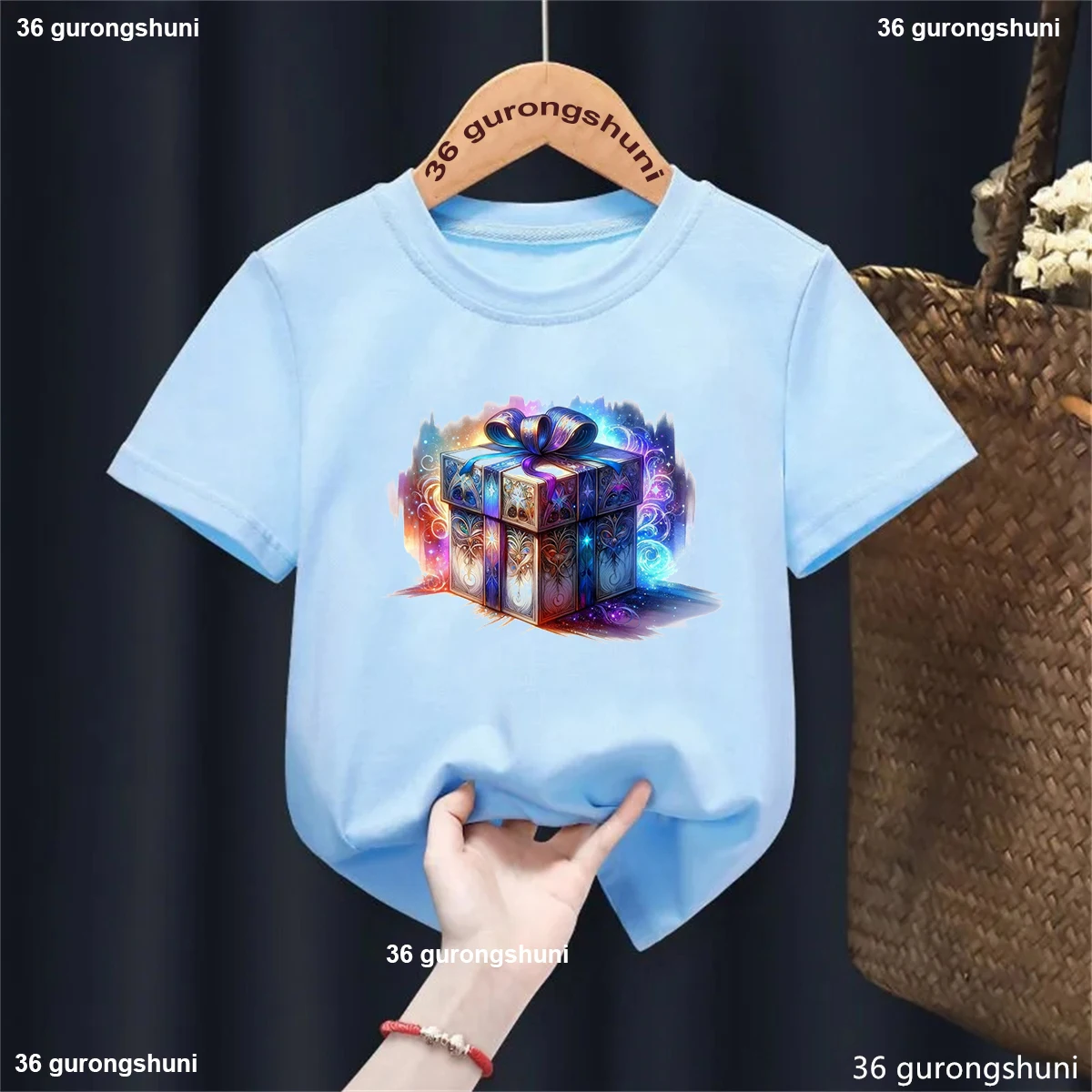 Camiseta infantil de algodón con estampado arcoíris acuarela - imagen 5