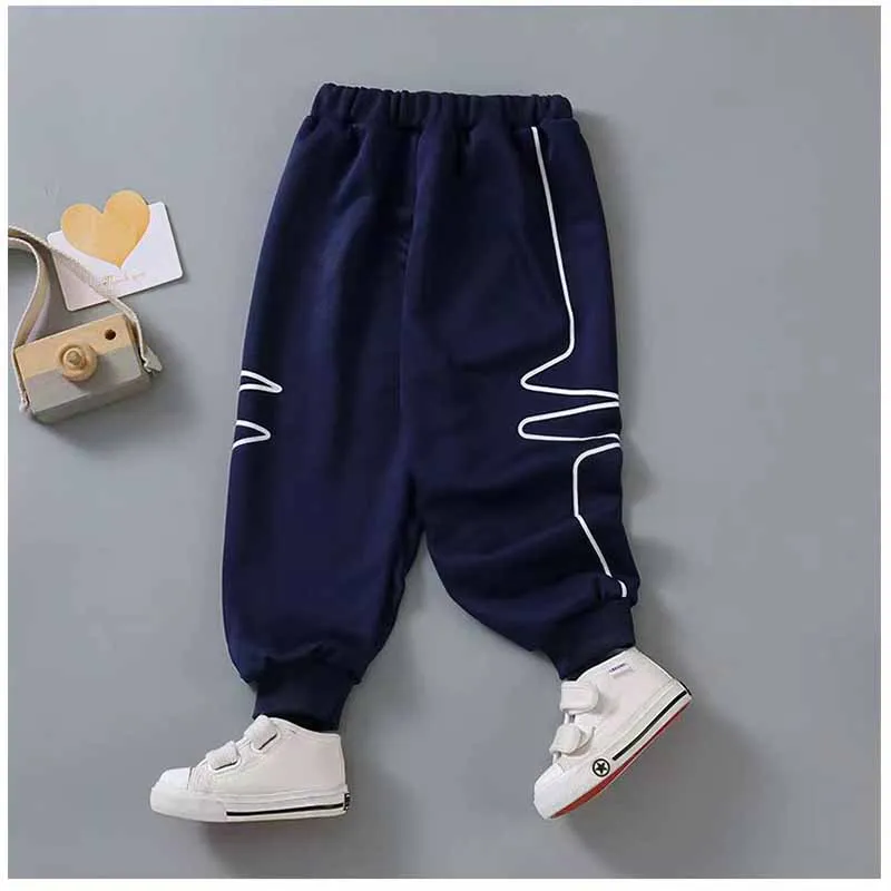Pantalón chándal de rayas para niños – Fresco y cómodo - imagen 4