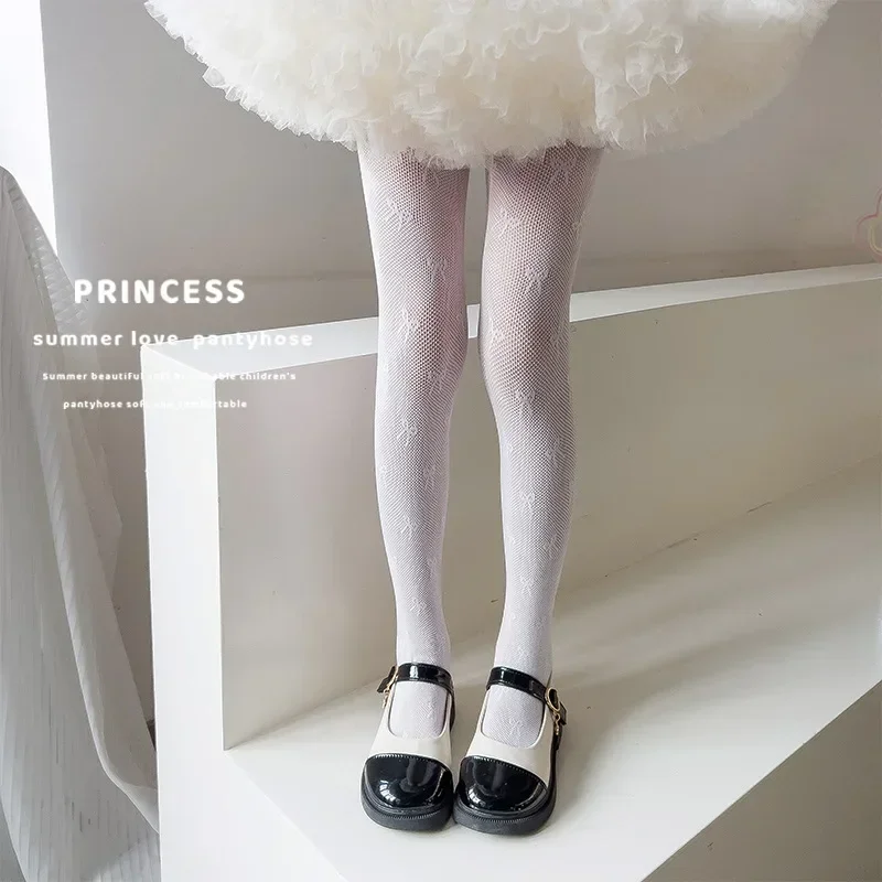 bow white