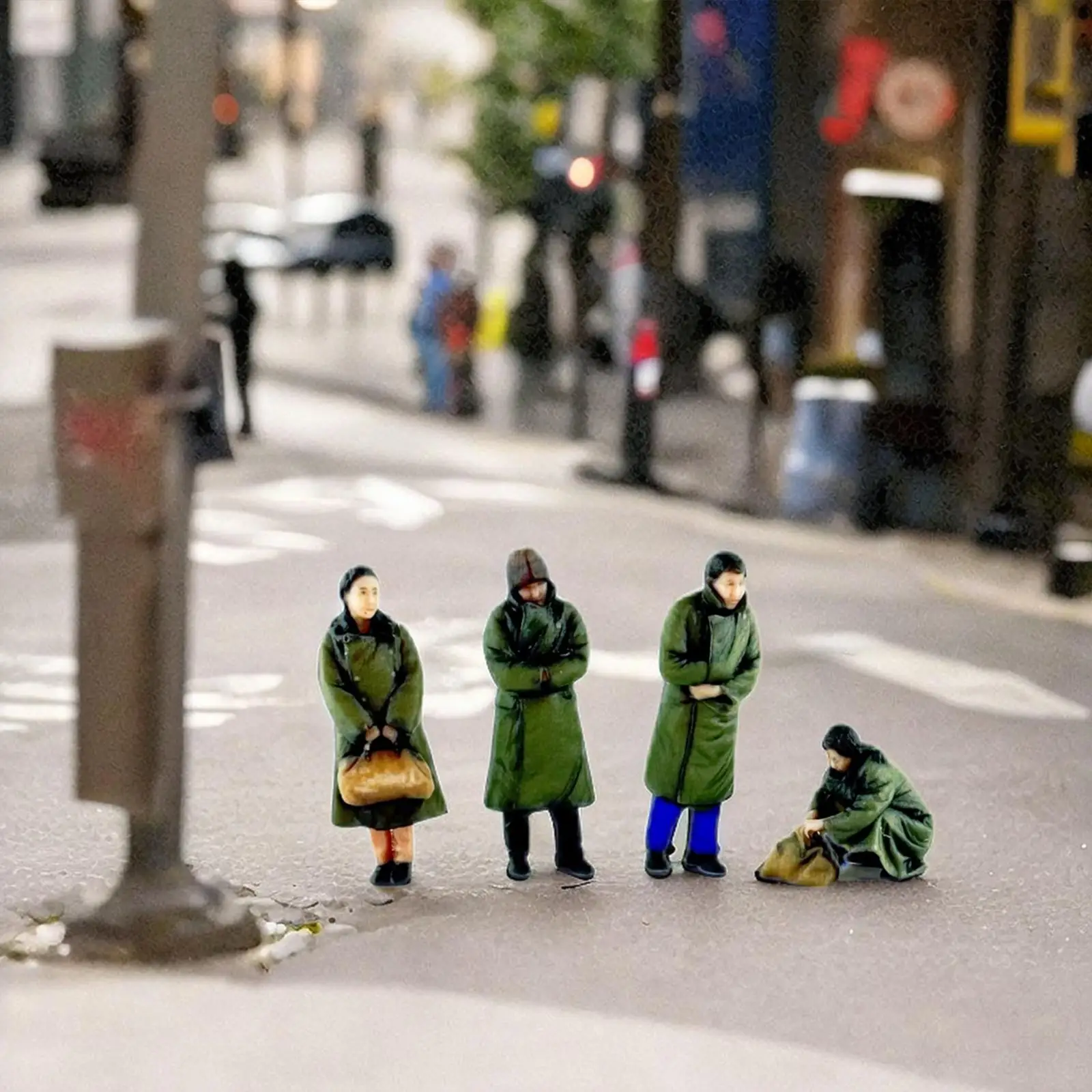4x Simulation 1/64 Model Figure Desk Decoration Scene Props Doll Figures for