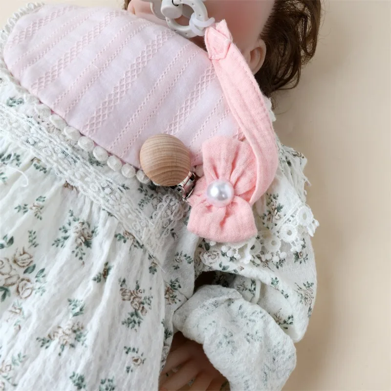Chupete recién nacido niña con lazo princesa y clip cadena - imagen 3