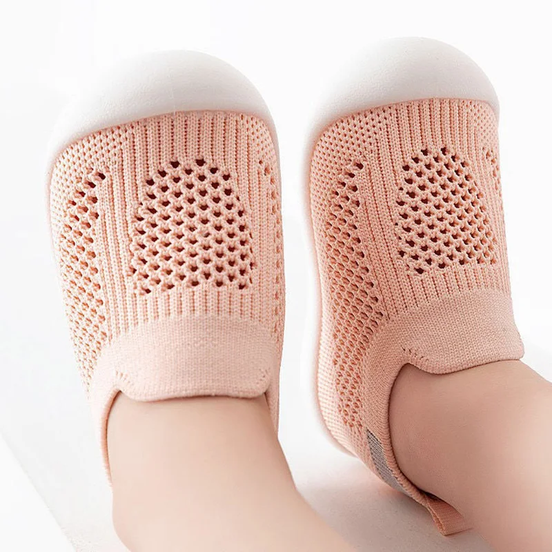 Zapatos de suela blanda para bebé, andador de malla antideslizante, transpirable, fresco, bonito para niños y niñas, accesorios cómodos para zapatos para niños pequeños, verano - imagen 3