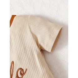 Pelele bebé manga corta bordado con sombrero – conjunto verano